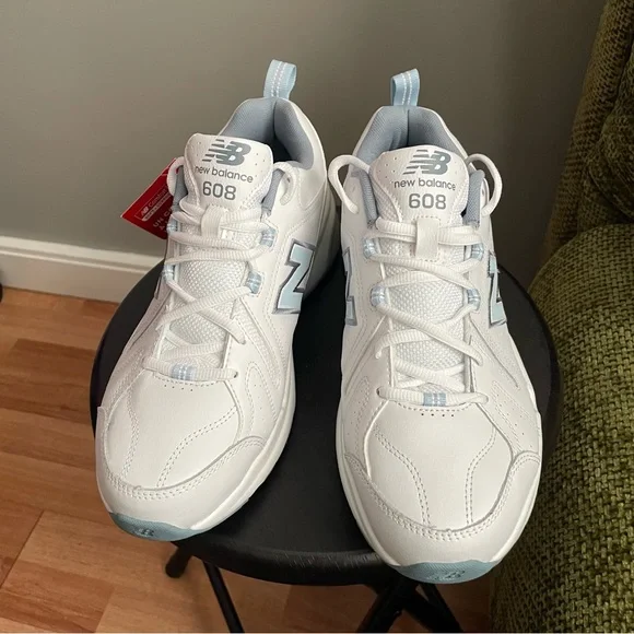 New Balance Sneakers Womens Size 10 - Picture 3 of 11